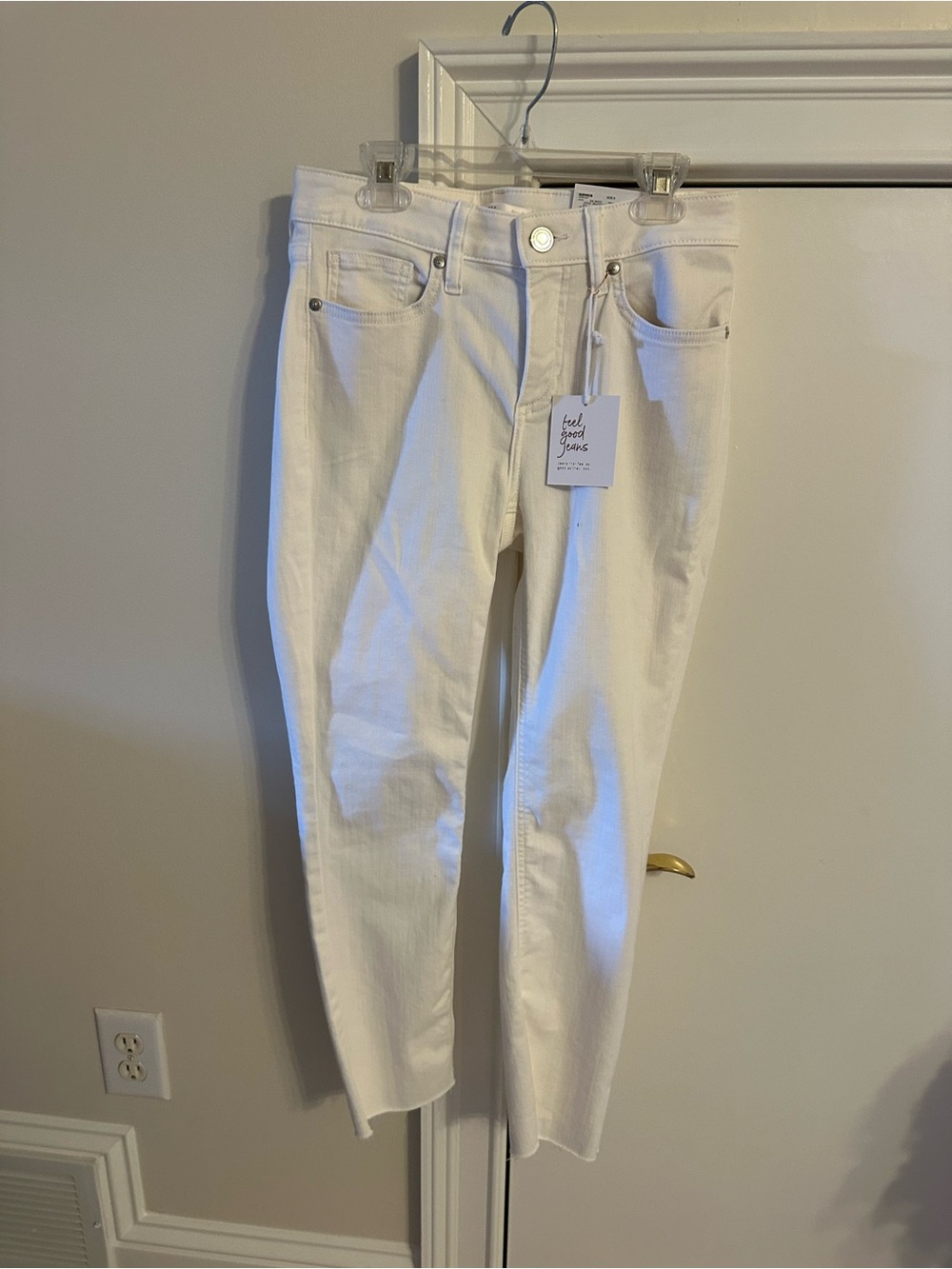 LC Lauren Conrad White Skinny Crop Jeans